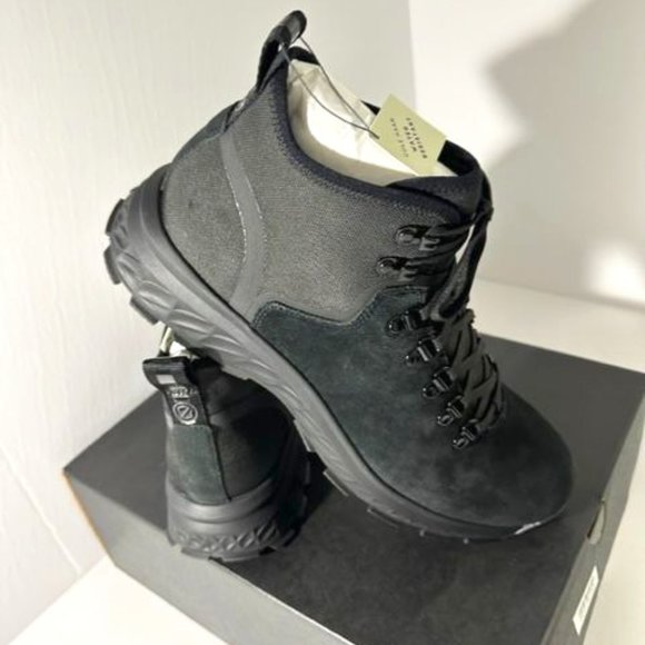 Cole Haan Men's 5.ZERØGRAND Water Resistant Hiker Black size 11 New in Box - Picture 1 of 5